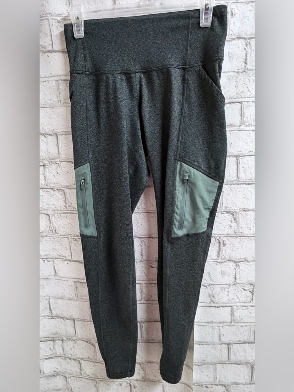 Old Navy Active Go Dry High Rise Leggings Green